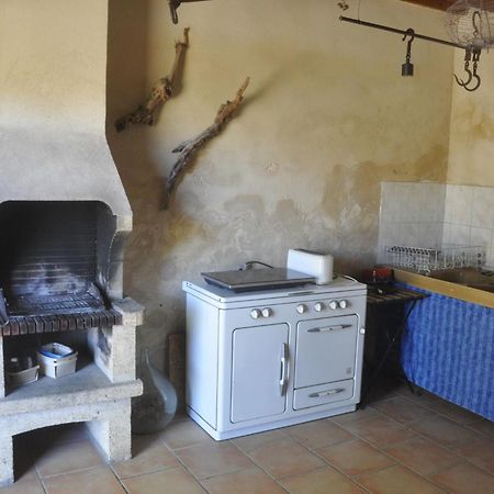 La Ferme De Tonton Jules 2 Hotel Entraigues-sur-la-Sorgue Екстериор снимка